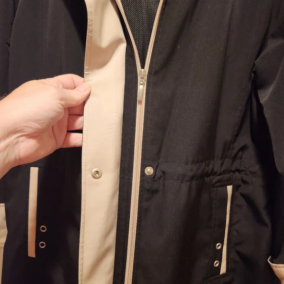 Liz Claiborne Large Alweather Coat - Picture 3 of 5
